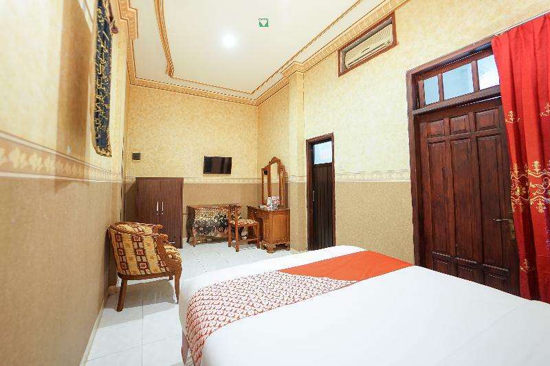 Oyo 231 Hotel Andita Syariah Sorabaya Extérieur photo