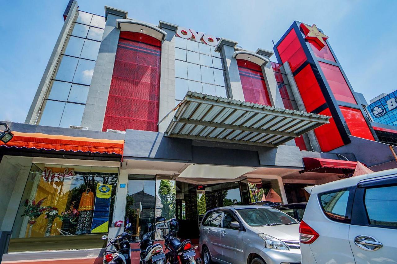 Oyo 231 Hotel Andita Syariah Sorabaya Extérieur photo