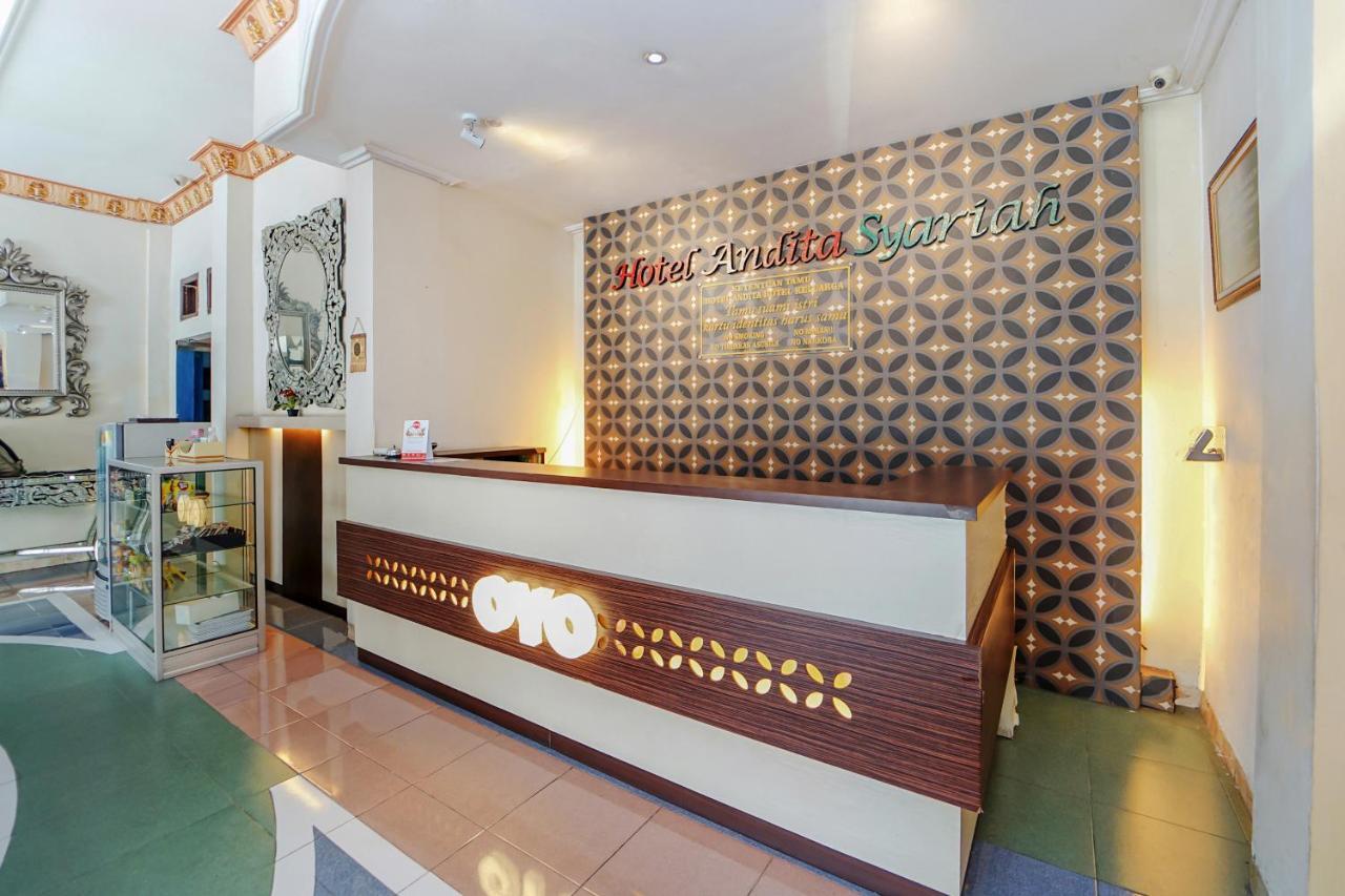 Oyo 231 Hotel Andita Syariah Sorabaya Extérieur photo